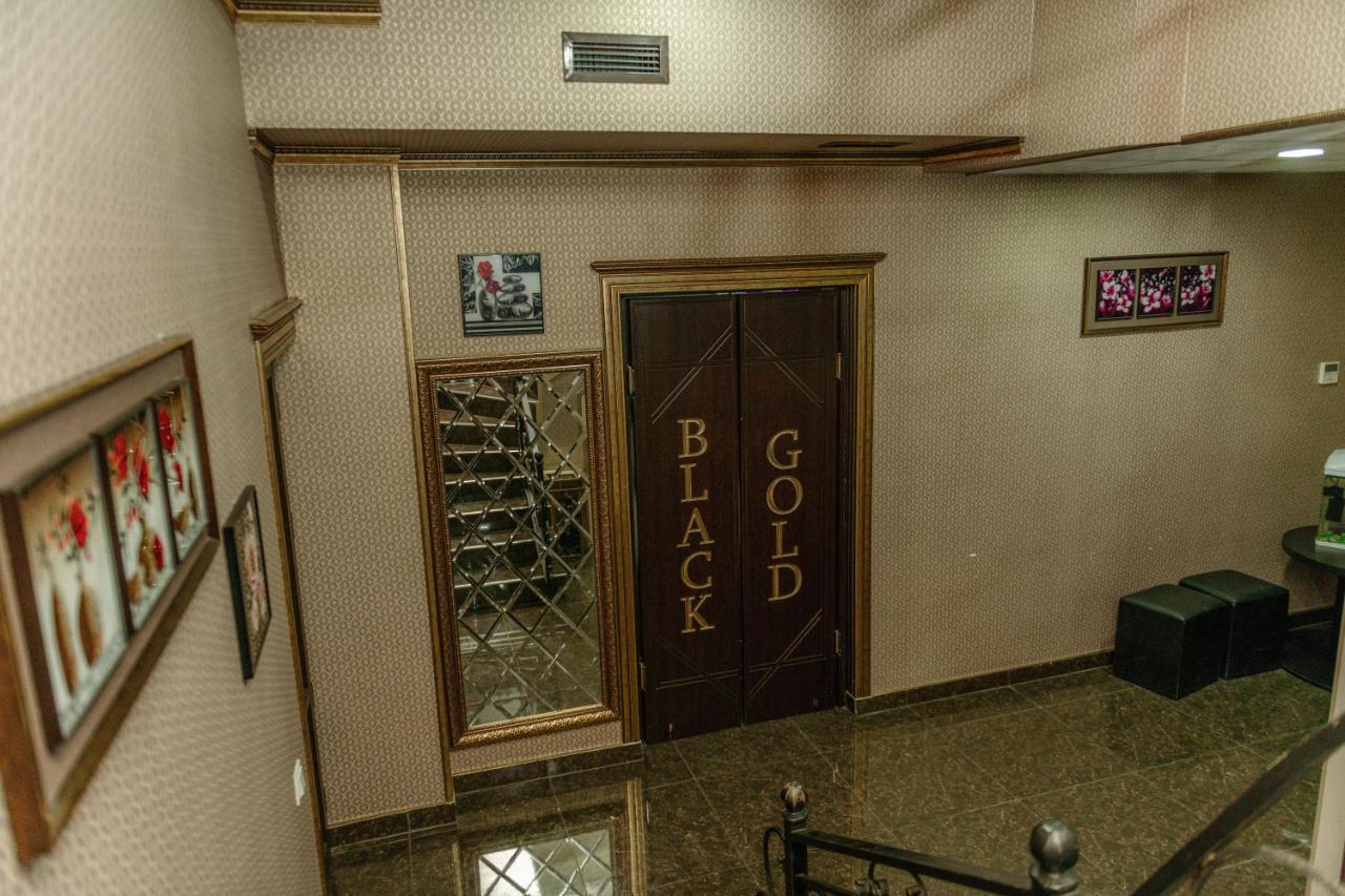 Tigran Hotel By Black & Gold Goris Bagian luar foto