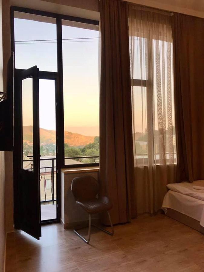 Tigran Hotel By Black & Gold Goris Bagian luar foto